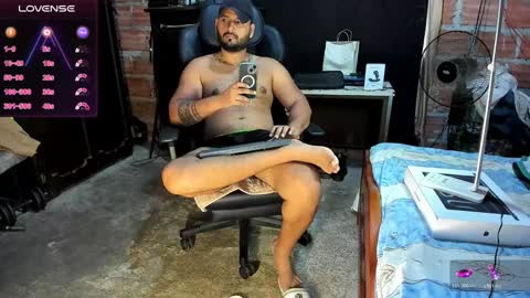 Snapshot of imperion_king chatting on January 7, 7:49 pm Imperion King online show from January 7, 7:49 pm