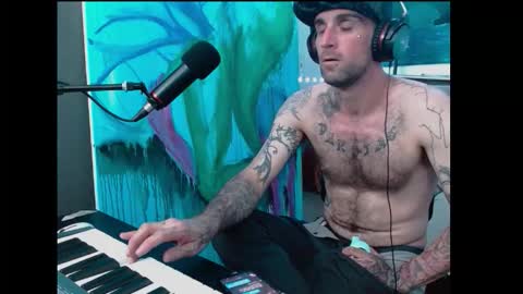 Snapshot of impulsivemusic6 chatting on October 23, 8:13 am impulsivemusic6 online show from October 23, 8:13 am