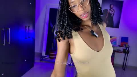 Snapshot of imselma chatting on February 12, 3:01 am Ill take a break see you later to light candles online show from February 12, 3:01 am