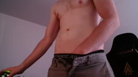 Snapshot of imsexyandiknowit89 chatting on July 5, 3:56 am Flummi online show from July 5, 3:56 am