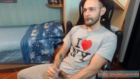 Snapshot of imsimo chatting on October 24, 5:20 pm Simo online show from October 24, 5:20 pm