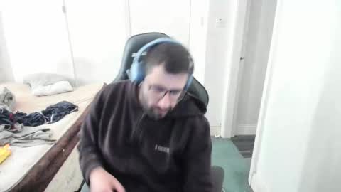 imstillfish online show from April 13, 9:59 am