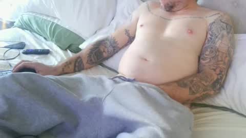 Snapshot of imthatguy30 chatting on January 19, 4:04 pm imthatguy30 online show from January 19, 4:04 pm