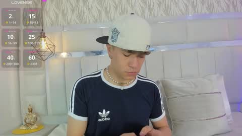 Snapshot of imxjoel chatting on October 5, 4:11 am Joel online show from October 5, 4:11 am