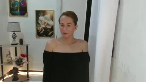 Snapshot of imyourcottoncandy chatting on February 22, 10:40 am kc online show from February 22, 10:40 am