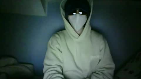 Snapshot of in_my_restless_dreams chatting on October 15, 1:50 am Lost In The Fog online show from October 15, 1:50 am