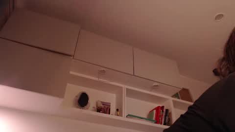 Lin online show from September 13, 4:29 pm