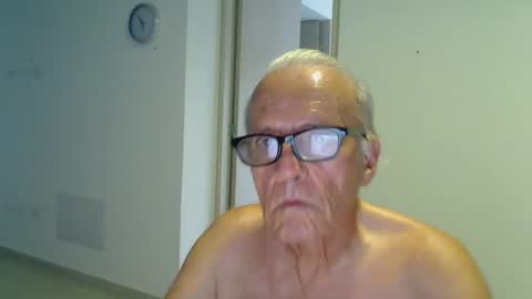 Snapshot of incendiado chatting on September 12, 10:54 pm incendiado online show from September 12, 10:54 pm