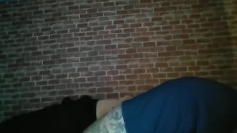 Snapshot of incognito4mon3y chatting on December 29, 12:23 pm incognito4mon3y online show from December 29, 12:23 pm