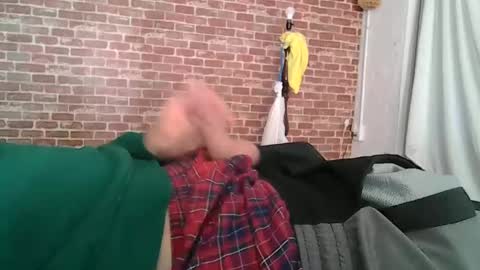 Snapshot of incognito4mon3y chatting on December 30, 9:19 pm incognito4mon3y online show from December 30, 9:19 pm