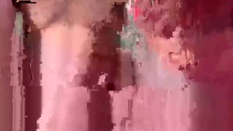 Snapshot of incredablejohnson chatting on December 26, 12:49 pm incredablejohnson online show from December 26, 12:49 pm