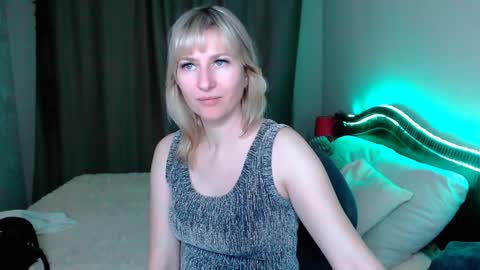 incredible_ariela online show from January 8, 4:00 pm