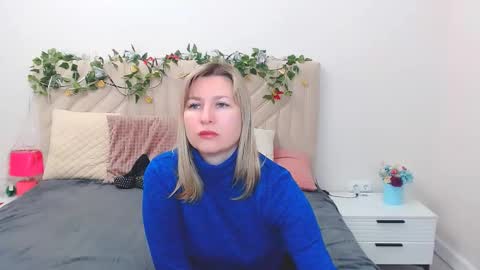 incredible_ariela online show from February 3, 9:03 am
