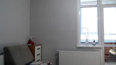 Snapshot of increible_della chatting on February 9, 10:09 am Della online show from February 9, 10:09 am