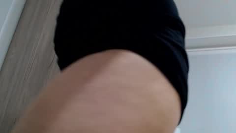 Snapshot of increible_della chatting on October 16, 5:03 pm Della online show from October 16, 5:03 pm