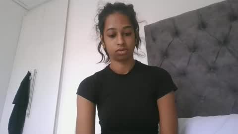 indanbella19 online show from April 18, 4:49 am