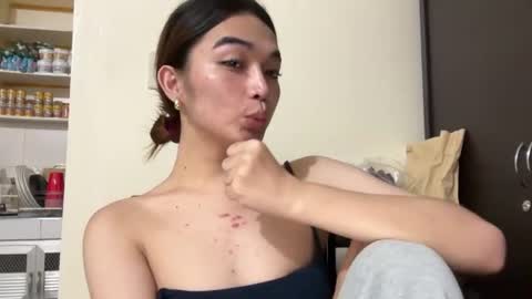 indestructabletrixie online show from June 29, 10:43 pm