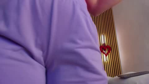 Indi Catalina online show from March 7, 1:08 pm