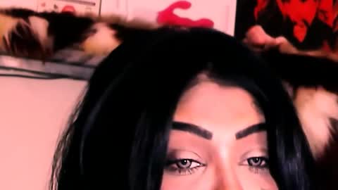 Snapshot of indian_dreamgirl chatting on November 22, 11:26 pm Bella Ambrosia online show from November 22, 11:26 pm