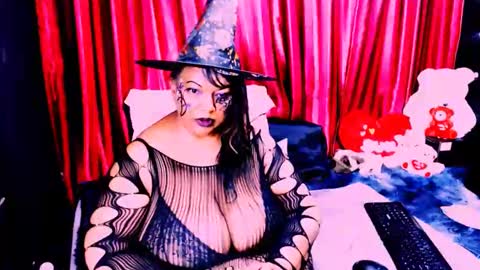 indian_rubyxx online show from October 31, 10:49 am