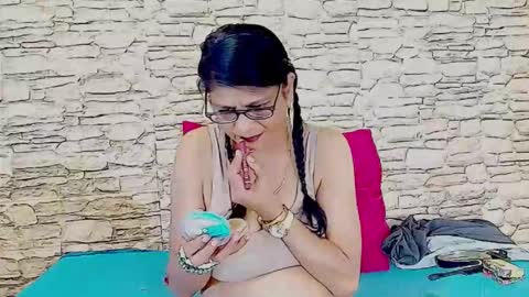 Femiez online show from April 30, 7:04 am