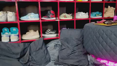 Nikki online show from April 4, 3:53 pm