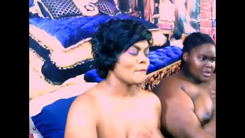 Snapshot of indiancherrypie chatting on March 12, 12:36 pm indiancherrypie online show from March 12, 12:36 pm