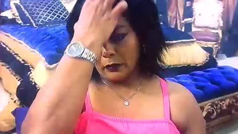 Snapshot of indiancherrypie chatting on November 12, 6:25 am indiancherrypie online show from November 12, 6:25 am