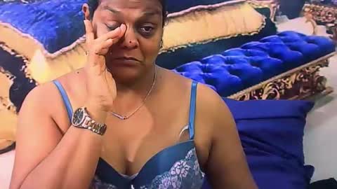 indiancherrypie online show from February 2, 5:39 am