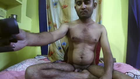Snapshot of indiancumking chatting on December 13, 6:10 am inindiancumking online show from December 13, 6:10 am