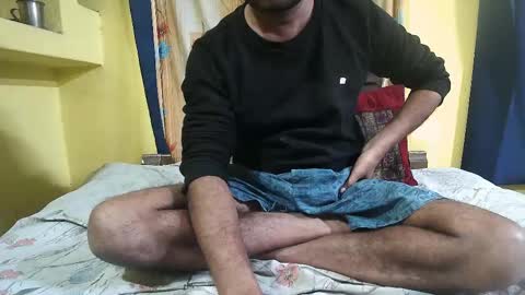 Snapshot of indiancumking chatting on February 23, 12:19 am inindiancumking online show from February 23, 12:19 am