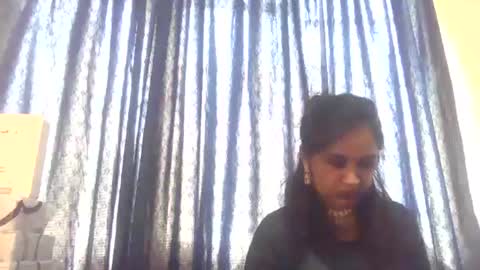 indiancutiexo online show from October 18, 8:37 am