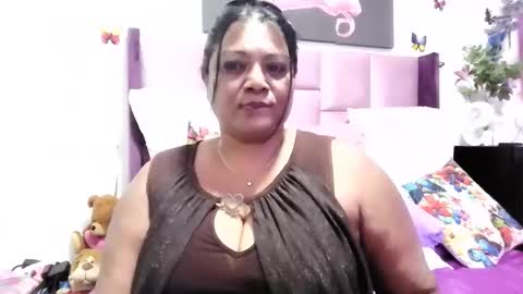 Snapshot of indiandelia chatting on January 21, 8:11 pm indiandelia online show from January 21, 8:11 pm