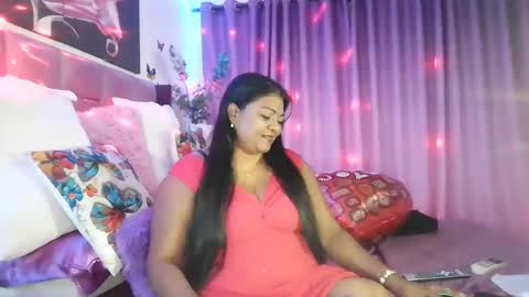 Snapshot of indiandelia chatting on February 13, 9:38 pm indiandelia online show from February 13, 9:38 pm