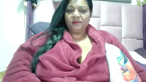 Snapshot of indiandelia chatting on October 22, 3:07 am indiandelia online show from October 22, 3:07 am