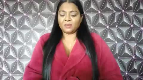 Snapshot of indiandelia chatting on April 23, 8:13 am indiandelia online show from April 23, 8:13 am