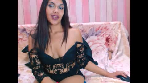 Snapshot of indiandesire4u69 chatting on September 25, 9:07 pm Lia online show from September 25, 9:07 pm