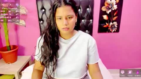 PARADISEQUEEN online show from February 21, 7:20 am