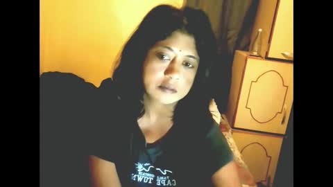 indianpleasures21 online show from March 22, 12:47 am