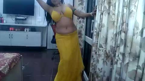 Snapshot of indianrads9 chatting on April 30, 6:14 pm Radha online show from April 30, 6:14 pm