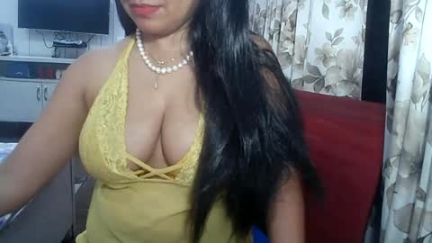 Snapshot of indianrads9 chatting on June 11, 8:51 pm Radha online show from June 11, 8:51 pm
