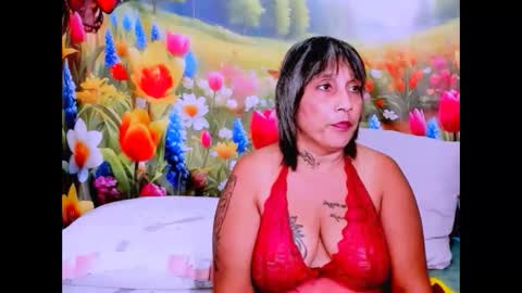 indianroxy27 online show from February 5, 7:29 pm