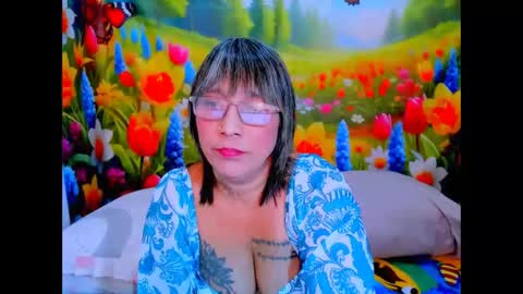indianroxy27 online show from June 4, 7:09 pm