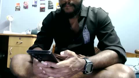 indiansexy_monster online show from April 14, 8:42 am