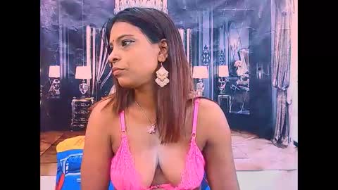 Snapshot of indiansexyass4u2luv chatting on November 26, 6:53 pm indiansexyass4u2luv online show from November 26, 6:53 pm