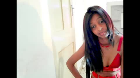 Snapshot of indiansexybtx chatting on June 17, 9:56 am indiansexybtx online show from June 17, 9:56 am