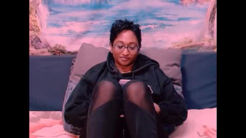 Shreya online show from December 14, 2:45 am