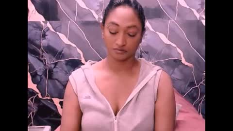 Shreya online show from October 1, 11:11 pm