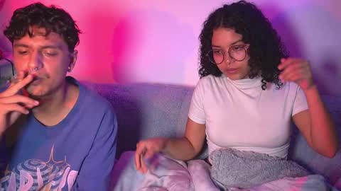 Snapshot of indicasatan chatting on December 19, 1:39 am Indicasatan online show from December 19, 1:39 am