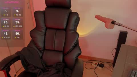 Snapshot of indie_78 chatting on September 11, 5:57 pm Hey Im Indie follow me on my instagram online show from September 11, 5:57 pm